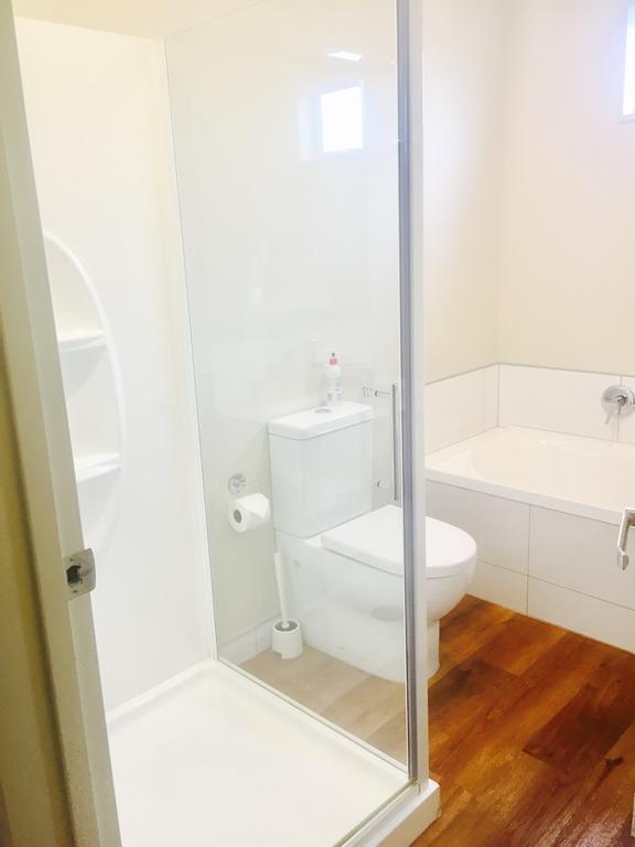 Amberley Serviced Apartments Ngoại thất bức ảnh